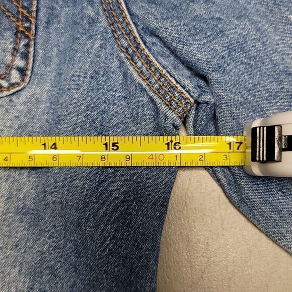 Venus USA Cropped Denim Jean Jacket Size M - Picture 11 of 11